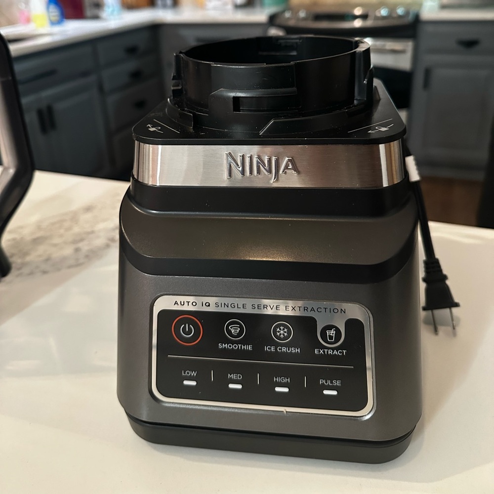 Ninja Auto IQ blender base